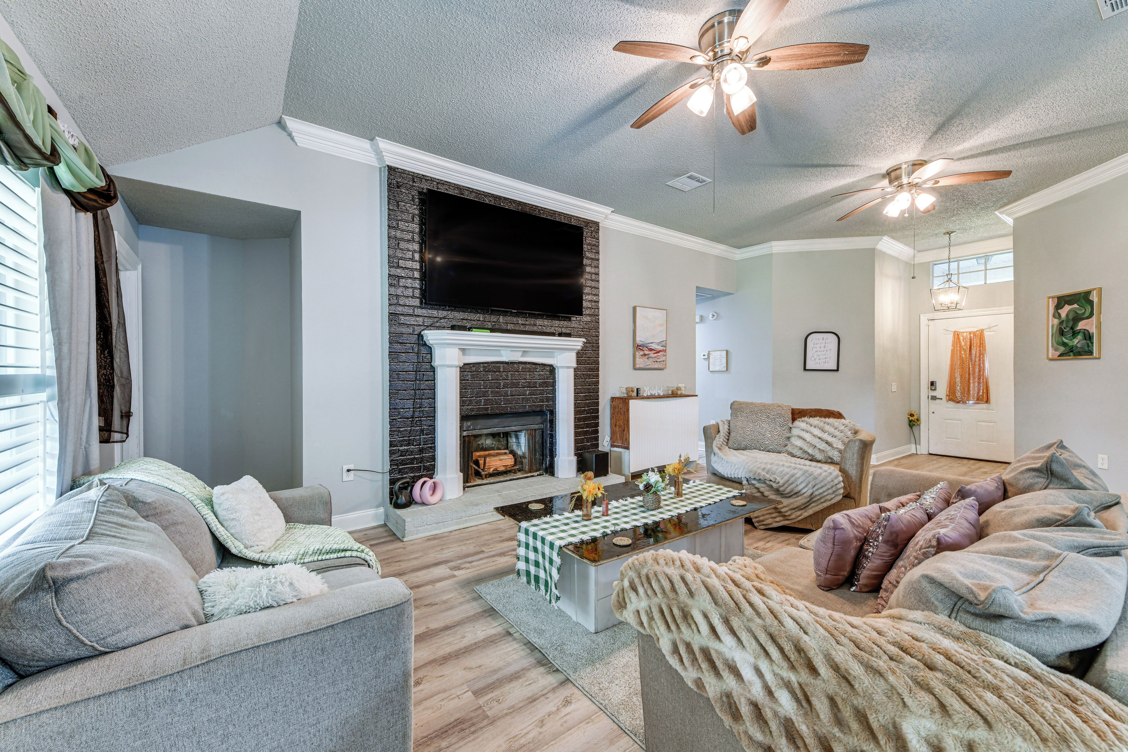 House (4 Bedrooms) | Interior