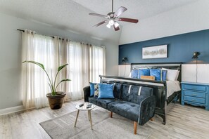 House (4 Bedrooms) | Interior - Private Yard & Patios: Family Home in Laplace! (LaPlace)