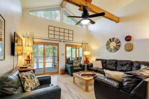 House (5 Bedrooms) | Interior