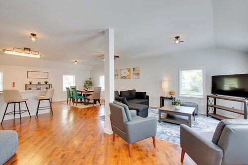 Peaceful Country Apt: Extended Stays Welcome!