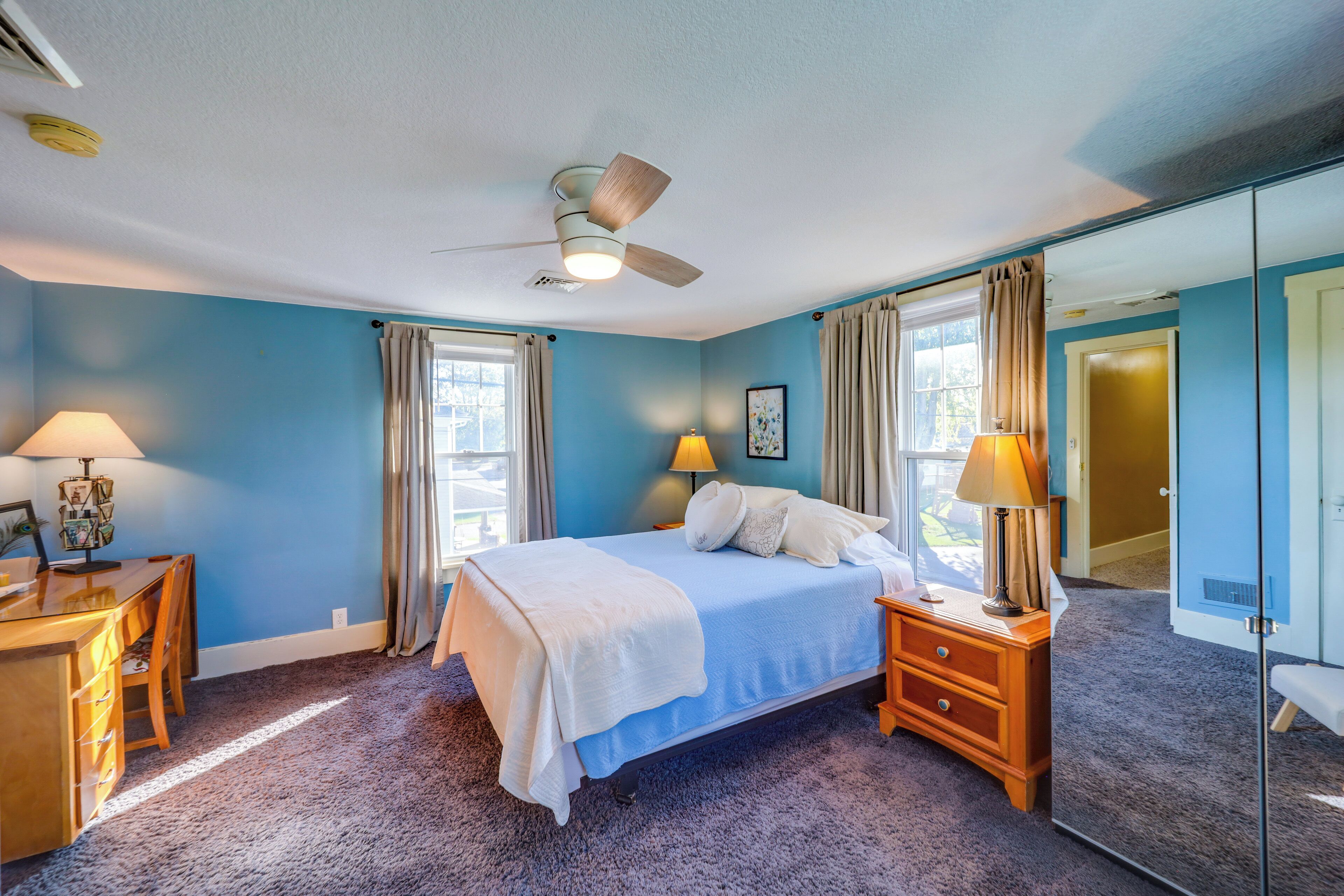 House (6 Bedrooms) | Interior