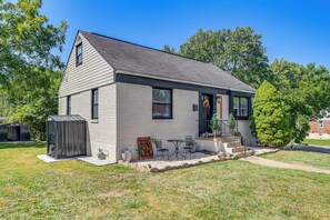 House (4 Bedrooms) | Interior