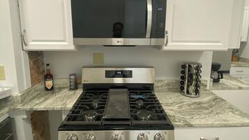 Microwave, oven, stovetop, dishwasher