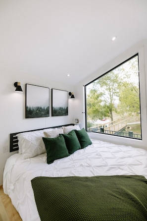 1 bedroom, WiFi (surcharge), bed sheets