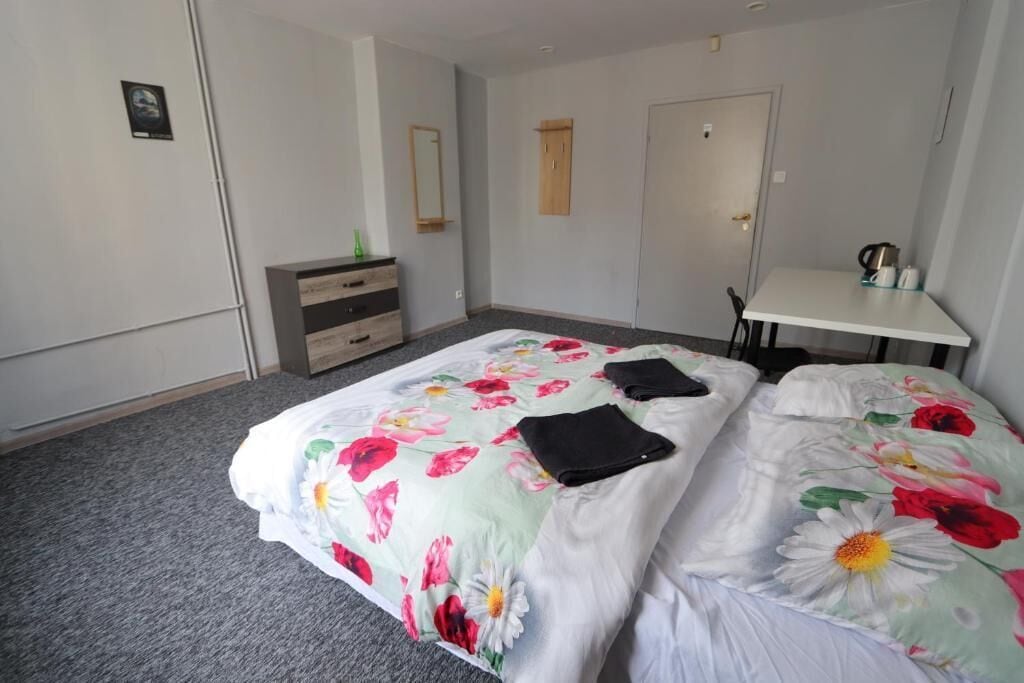 Classic Room, 1 Double Bed | Desk, laptop workspace, iron/ironing board, free WiFi
