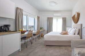 Junior Studio, Resort View | In-room safe, desk, laptop workspace, blackout drapes - Sueno Studios and Apartments (Chania)