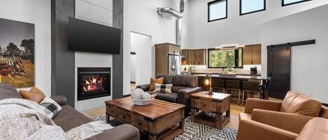 TV connectée, cheminée