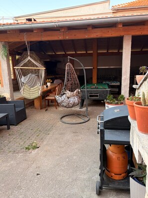 Outdoor dining - Grande Family Suite with a jacuzzi close to main points in Zadar (Zadar)