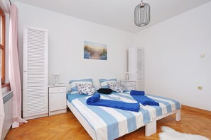 4 bedrooms, WiFi - Grande Family Suite with a jacuzzi close to main points in Zadar (Zadar)