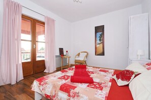 4 bedrooms, WiFi