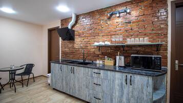 Mikrobølgeovn og kokeplater