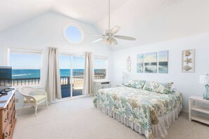 4 soverom, skrivebord, strykejern/-brett og wi-fi