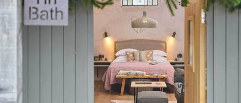 Fer et planche Ă repasser, Wi-Fi, draps fournis