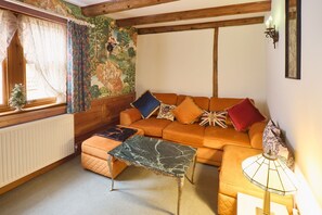 TV, DVD player, offices