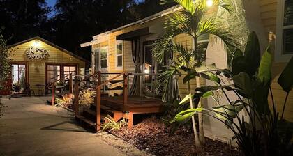 Beautiful Historic House in Downtown Sarasota, Walk to Downtown and Bay