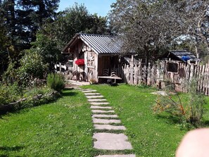 Property grounds - Studio Apartment 'Eifelzauber' with Shared Terrace, Wi-Fi, and Air Conditioning (Greimerath)