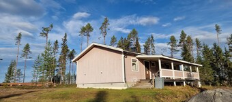 Stuga Björn - Quiet cabin at lake Edesjön