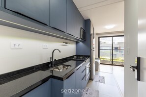 Basic Apartment | Private kitchen - Your Complete Stay in a Building With a gym in the Best Location in Curitiba - Plas (Curitiba)