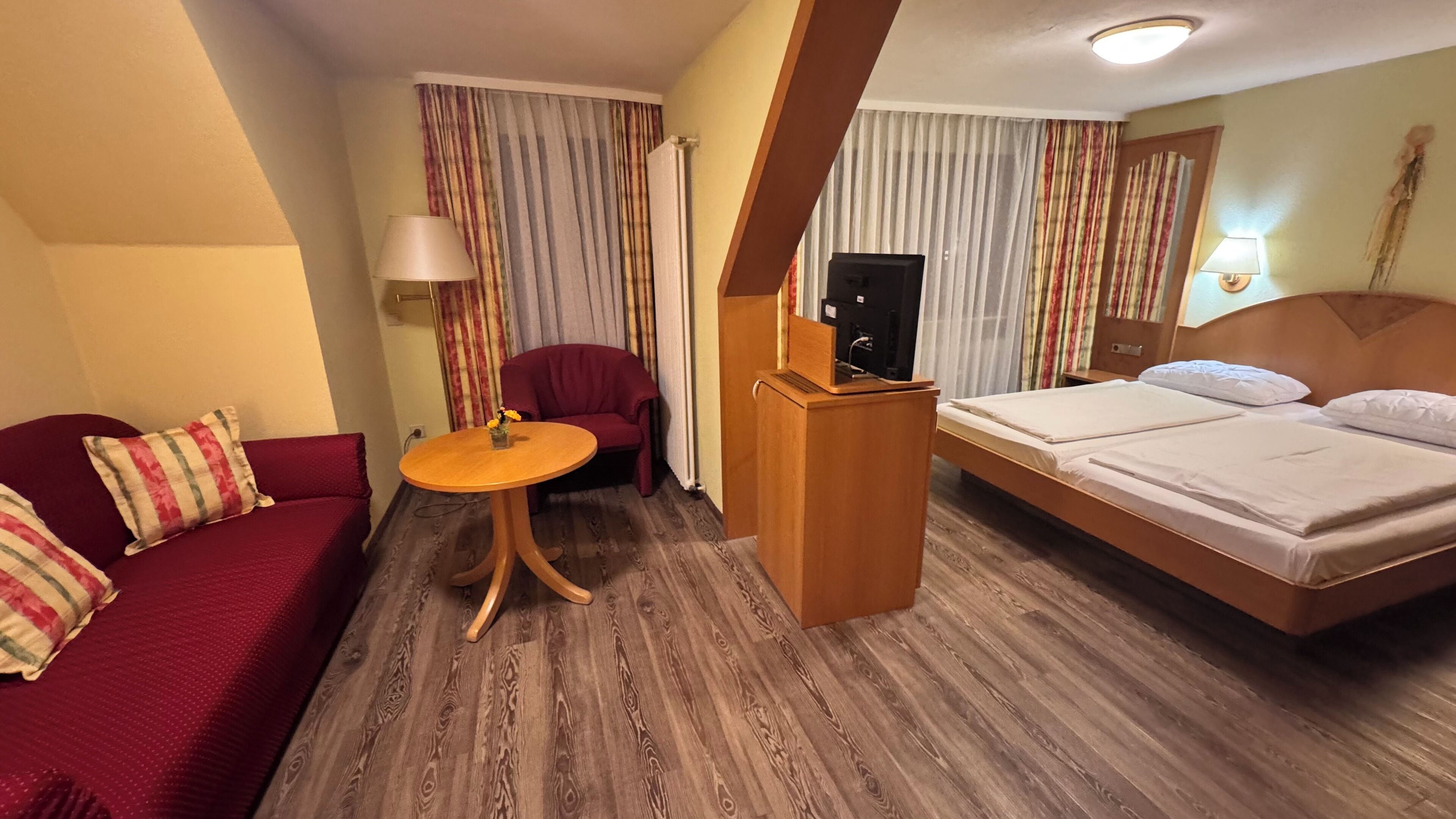 In-room safe, desk, laptop workspace, free WiFi