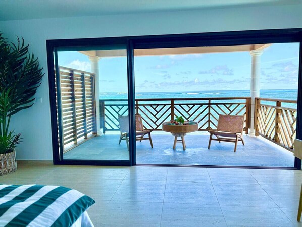 4 habitaciones, tabla de planchar con plancha, cuna de viaje y wifi