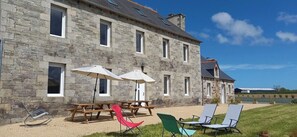 屋外ダイニングエリア