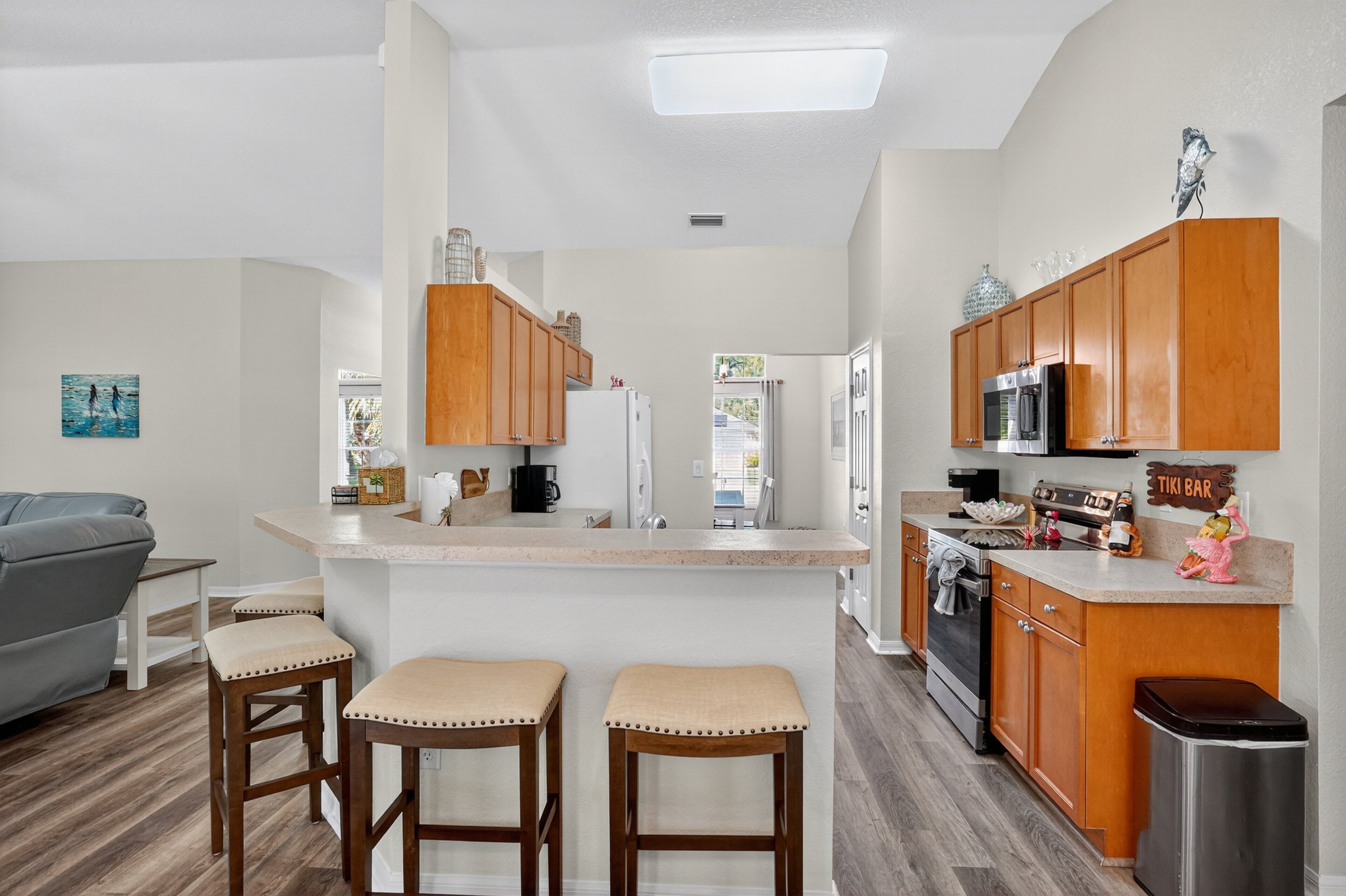 House, 4 Bedrooms | Private kitchen | Fridge, coffee/tea maker, toaster