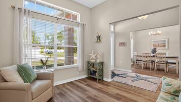 House, 4 Bedrooms | Living area | Smart TV, streaming services