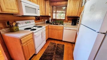 Baita, 1 camera da letto | Cucina privata | Macchina per tè/caffè, tostapane