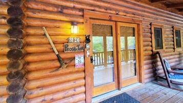 Cabin, 1 Bedroom | Perincian bahagian luar