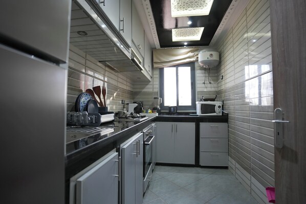 Private kitchen - Dar Lalla· Appartment Modern & Cozy Stay 5 Min To Marrakech Airport (Marrakesh)