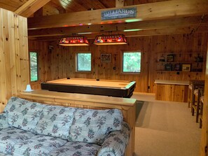 غرفة الألعاب