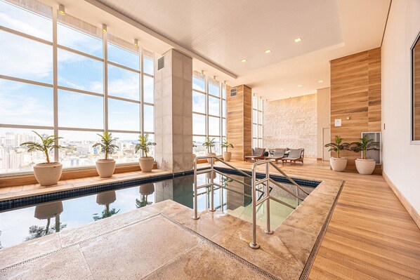 Apartment | Pool | Indoor pool - Apartamento Moderno Premium - Cittyplex (Osasco)