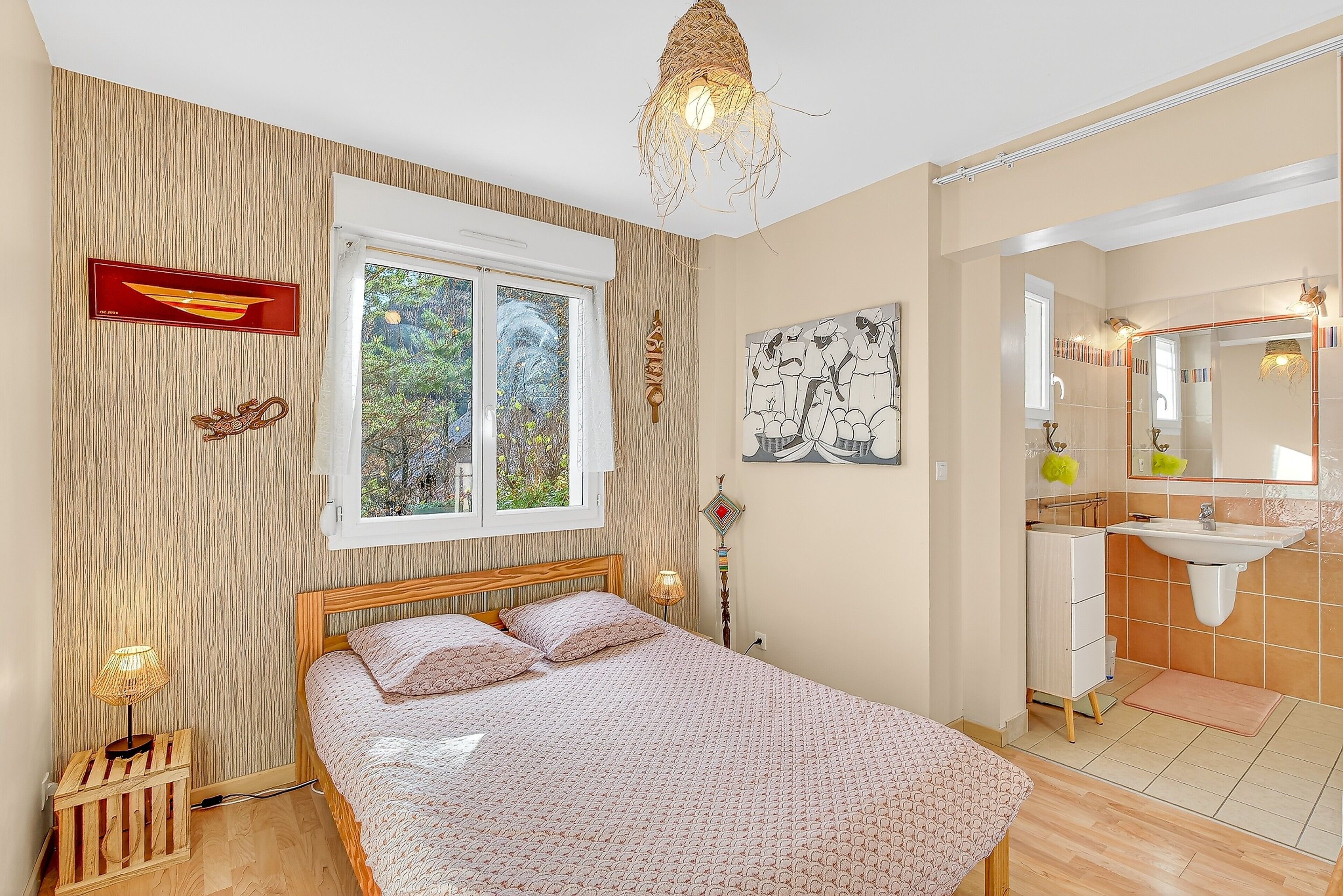 1 bedroom, WiFi, bed sheets