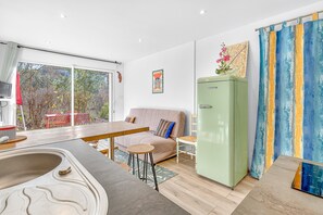 Interior - Ground-Floor T2 Apartment with Outdoor Space (Gap)