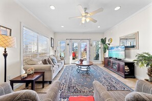 Living room - Sea Watch Unit A (Gulf Shores)