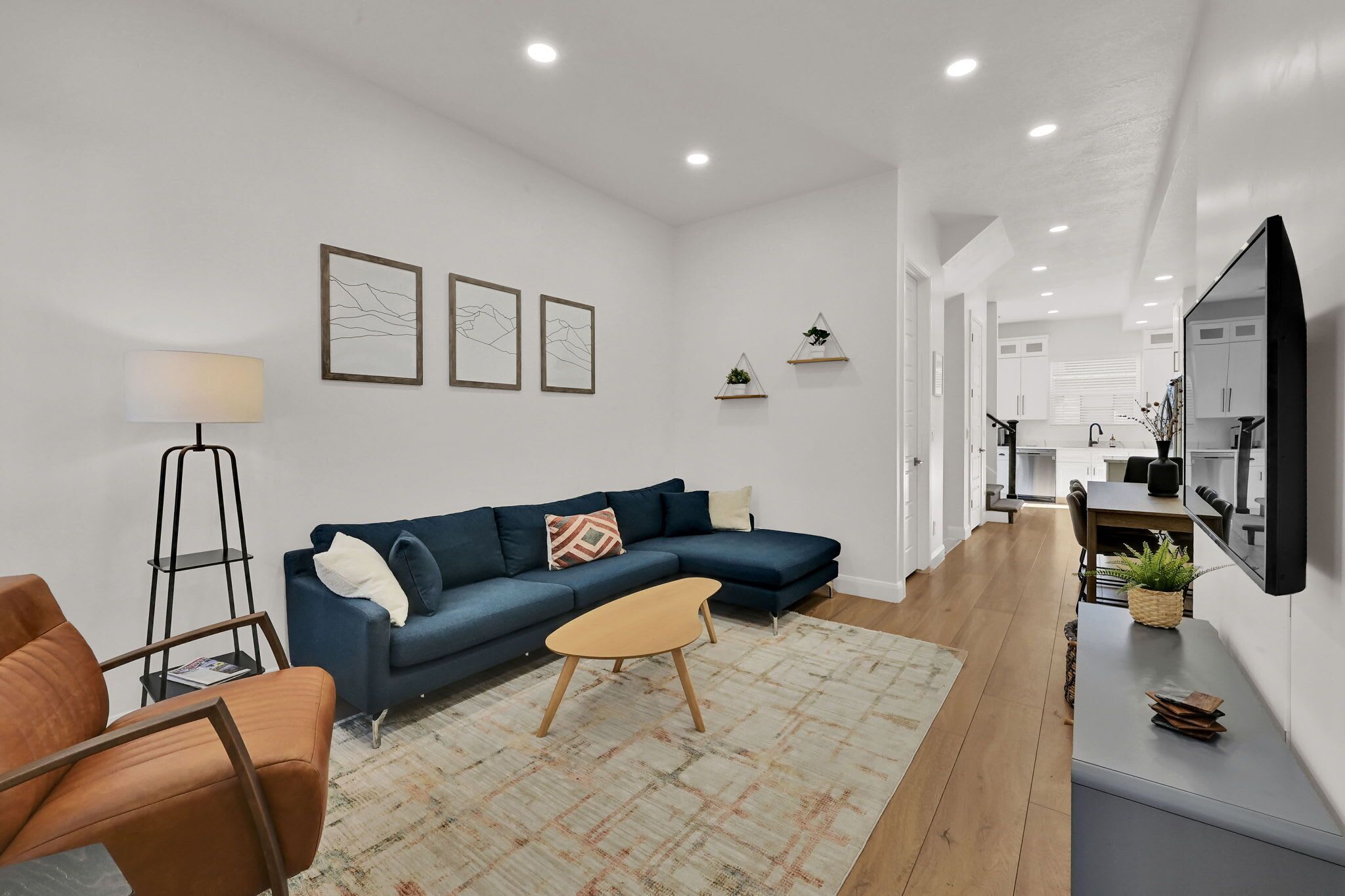 TV, fireplace, stereo, offices