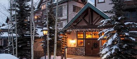 المنشأة من الخارج