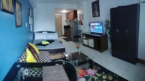 Living room - Nix Staycation Mplace Tower B 7th Floor (Quezon City)