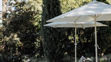 Piscine extérieure (ouverte en saison)