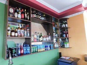 Bar (en el alojamiento)