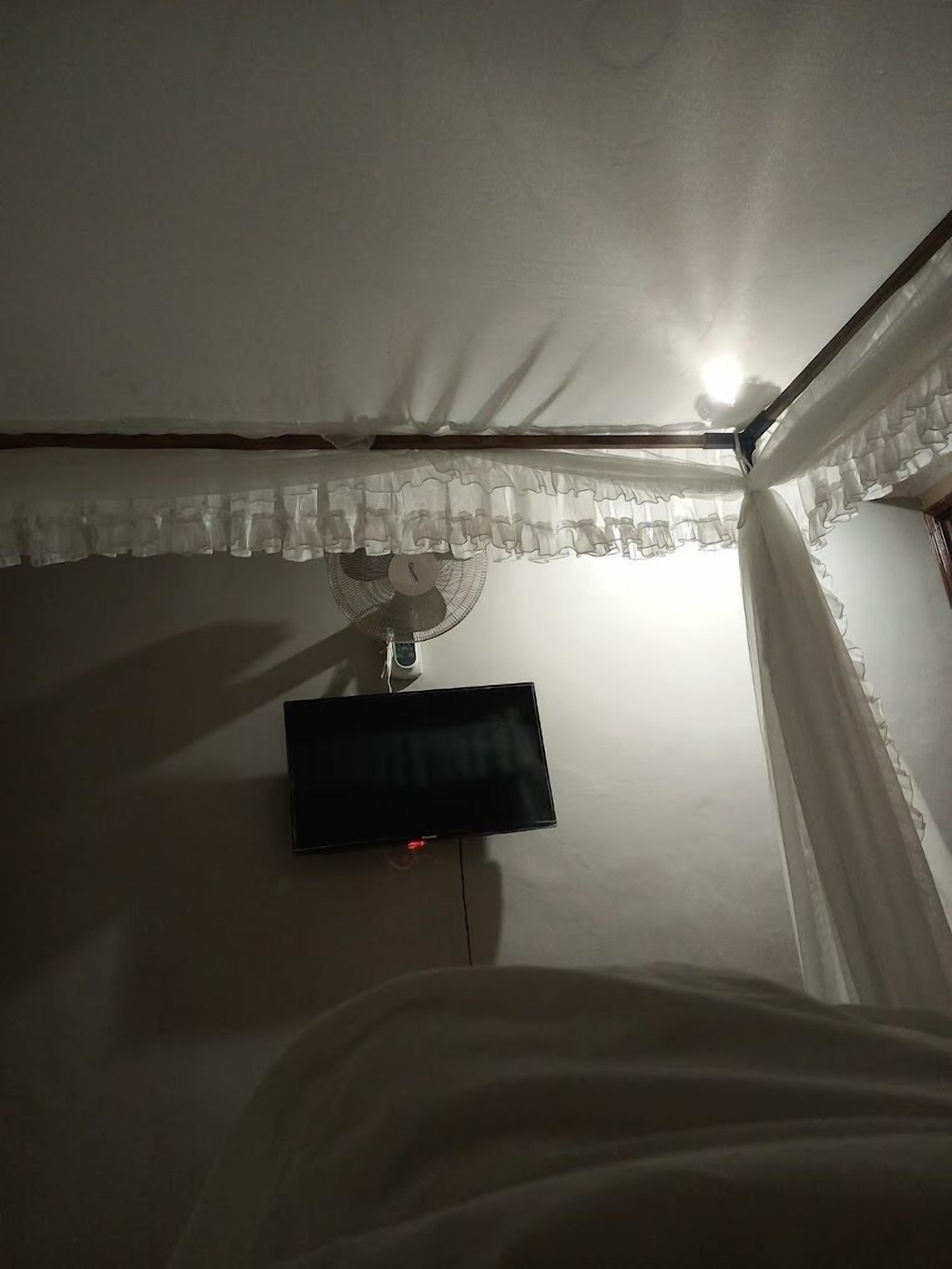 Deluxe Cottage | Free WiFi, bed sheets