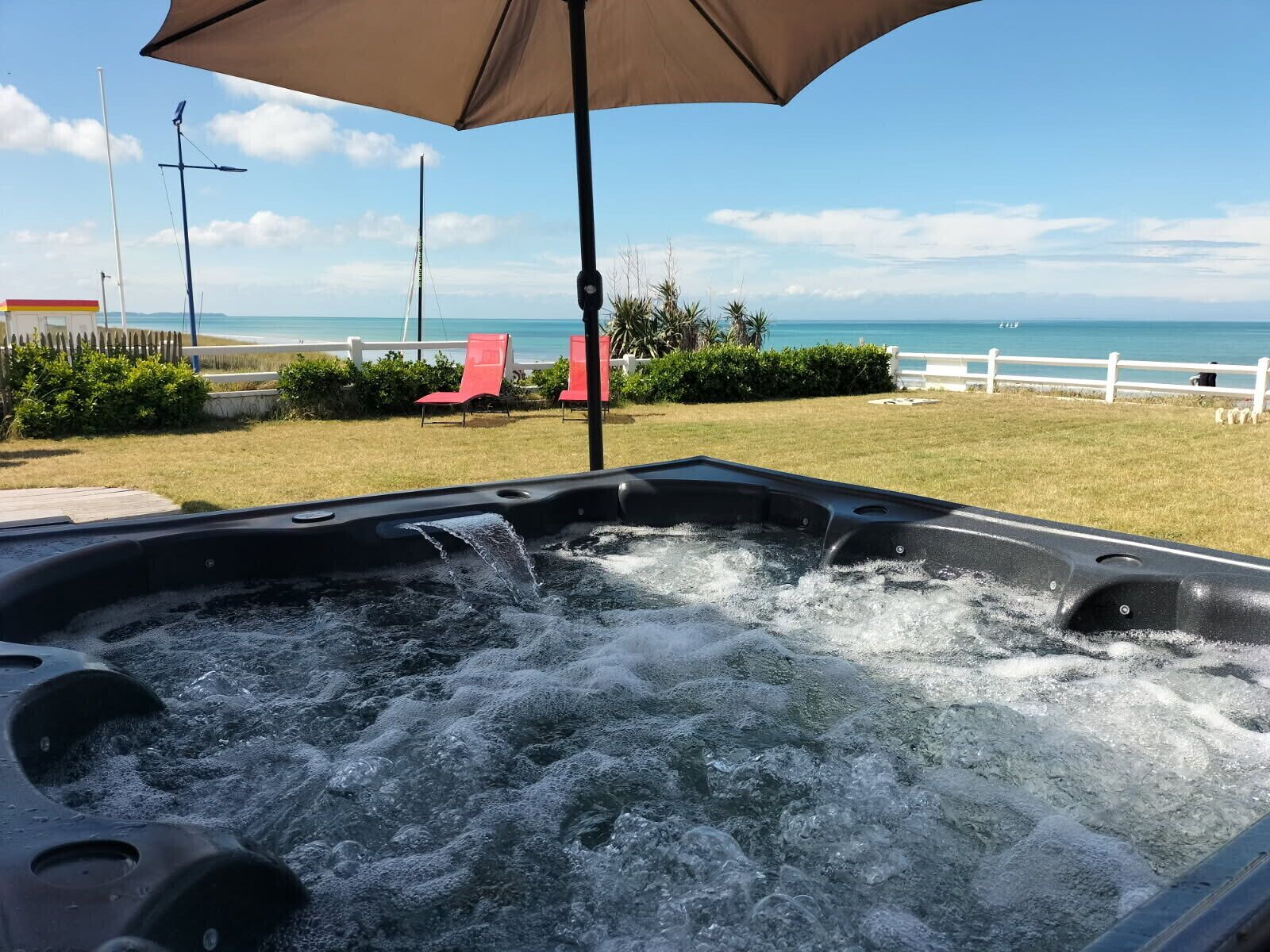 Bain à remous extérieur