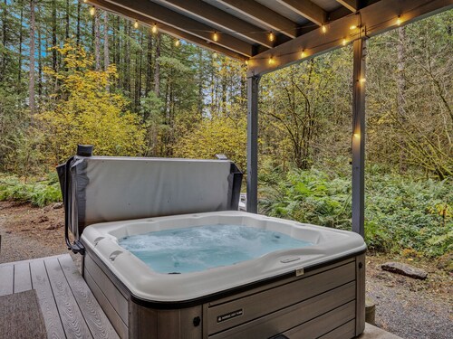 Park Forest Hideaway -Mt Hood Retreat with Hot Tub