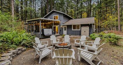Park Forest Hideaway -Mt Hood Retreat with Hot Tub