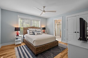 4 soverom, reiseseng for barn, wi-fi (inkludert) og sengetøy