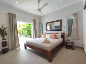 4 soverom, safe på rommet, strykejern/-brett og wi-fi