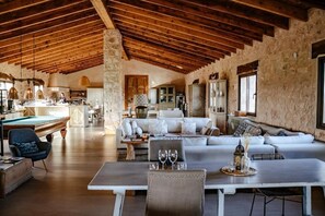 بار (في المنشاة)