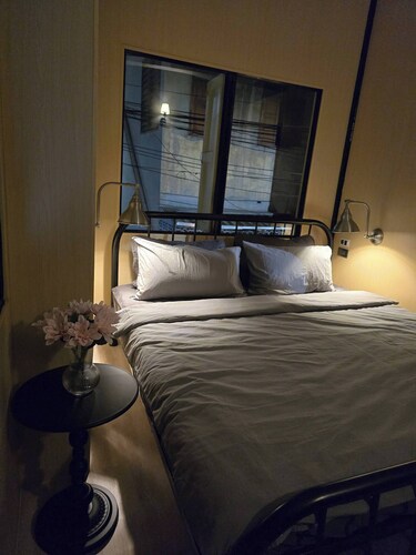 Homey Home UP Themed Near MRT Samyot