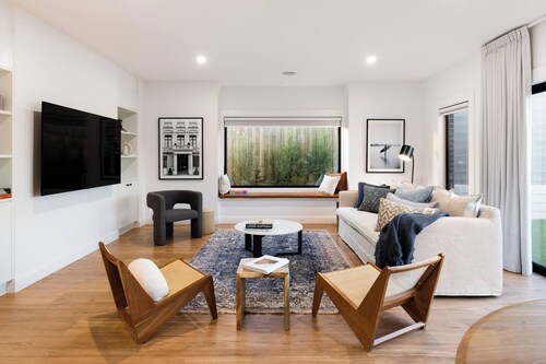 1 Beach House - Award-winning Luxury Smart Home