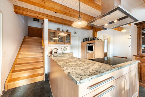 Country House: Garden, Fireplace & Sauna